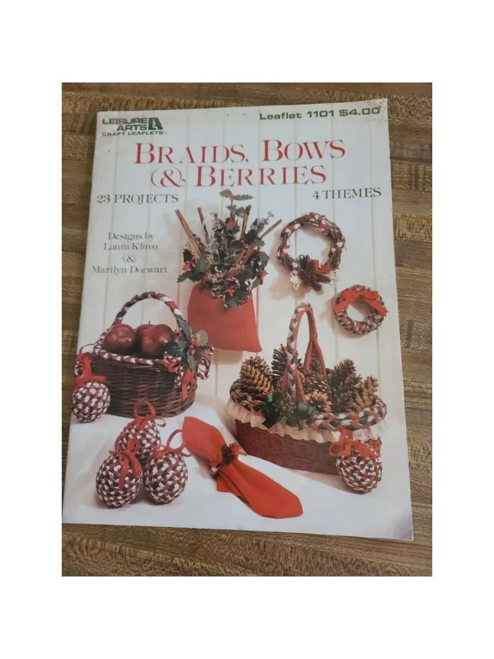 Vintage Holiday Craft Leaflets Set of 2
